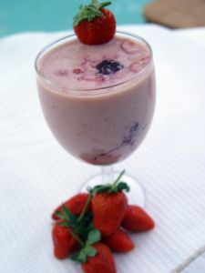 Fruit smoothie as a pregnancy snack