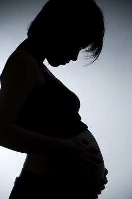 silhouette of pregnant women